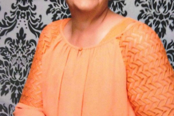 Barnes Family Funerals - Karen Sue Welker