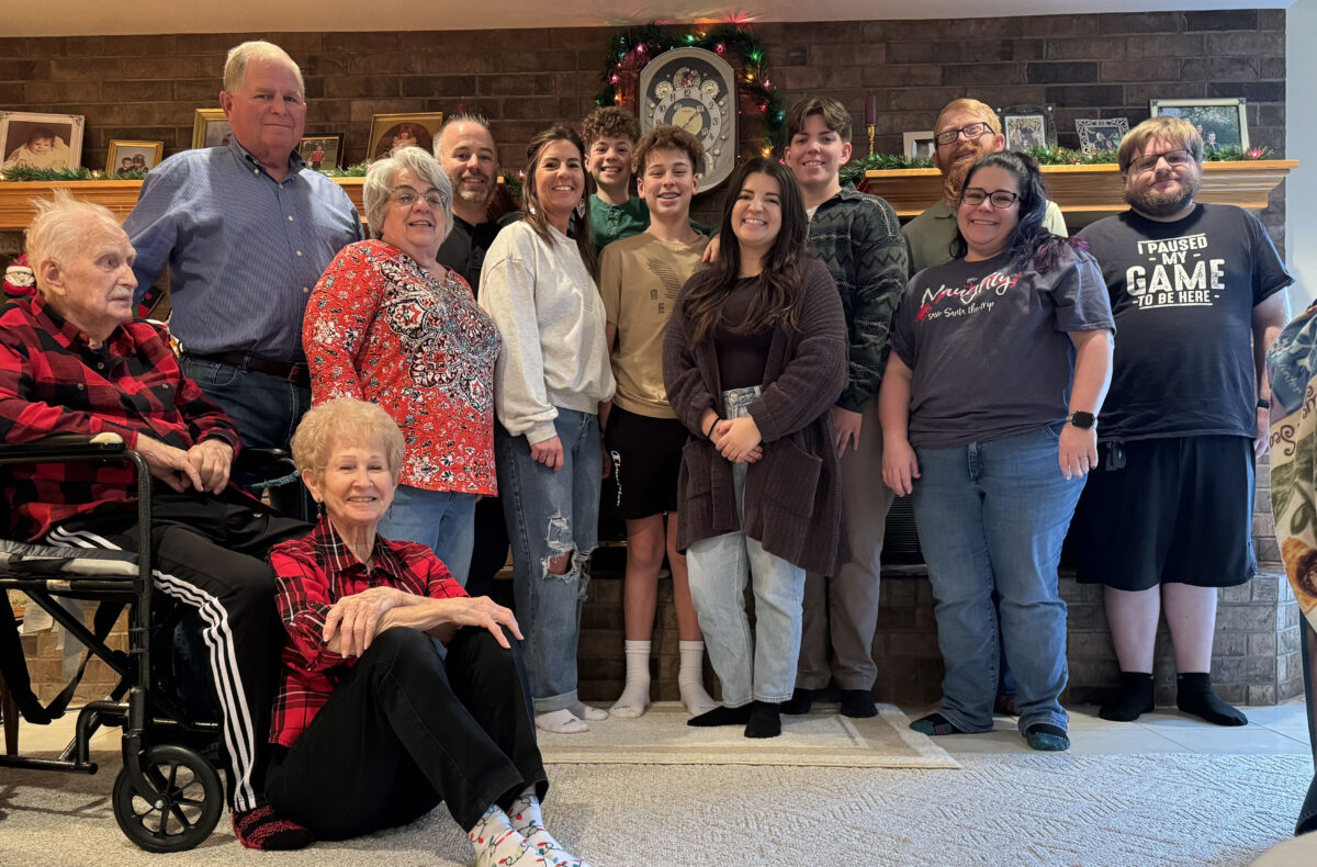Earl Amos Coffer - Barnes Family Funeral Home